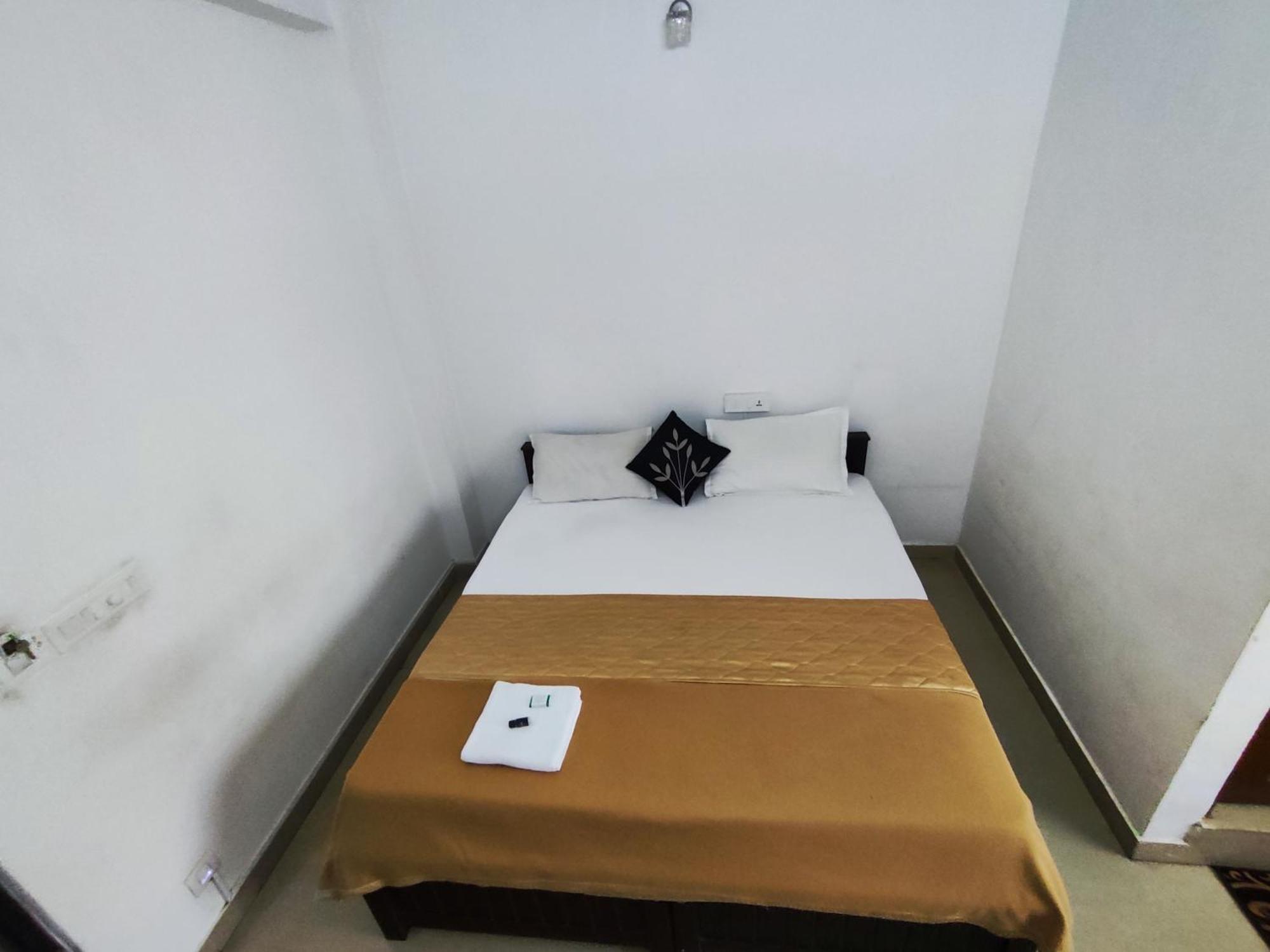 Hotel Awa Residency Kochi Habitación foto
